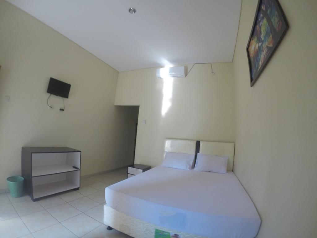 DeKa Homestay Mataram Eksteriør bilde